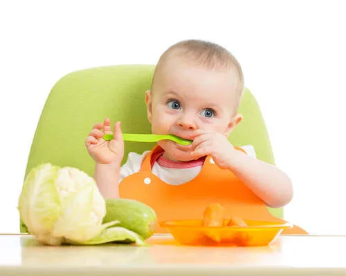 Trẻ biếng ăn nên bổ sung gì?
