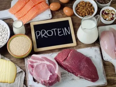 Một ngày cần bao nhiêu protein?