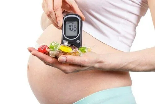 Tiểu đường thai kỳ khi nào cần tiêm insulin?